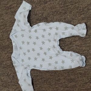 Bebe bonitp one piece with feet size 3 to 6 month's